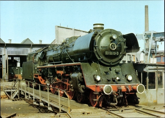 Stoomlocomotief Ak, locomotief BR 03.0, 03 0010-3, remise Stralsund, 1980