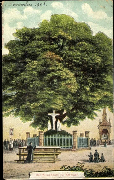 Postcard Kevelaer on the Lower Rhine, cross tree, large linden tree, worshipers, chapel, crowd