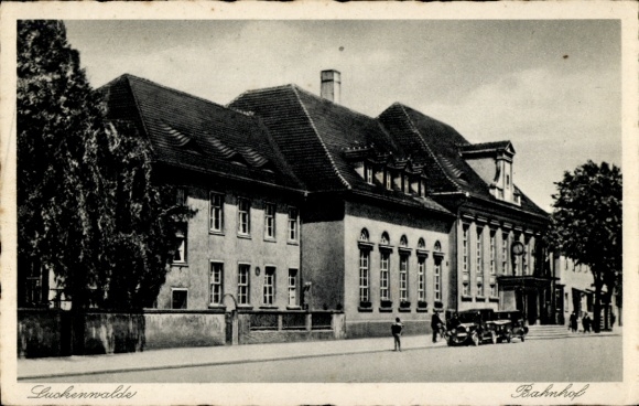 Postcard Luckenwalde in Brandenburg, train station, historical architecture, tree, car, black and white