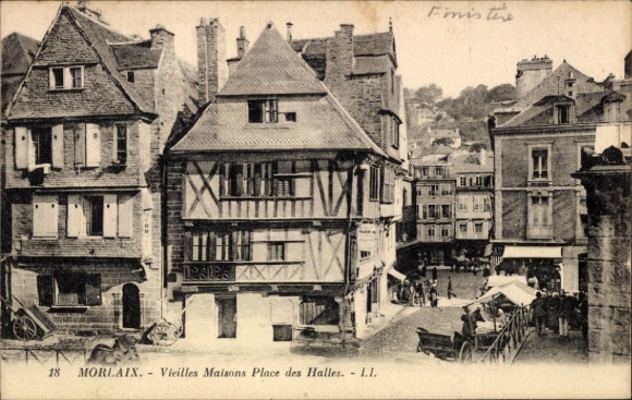 Postcard Morlaix Finistère, historical buildings, Place des Halles, city view, Finistère
