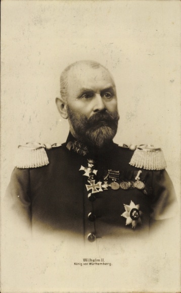 Ak König Wilhelm II von Württemberg, Portrait in Uniform, Orden