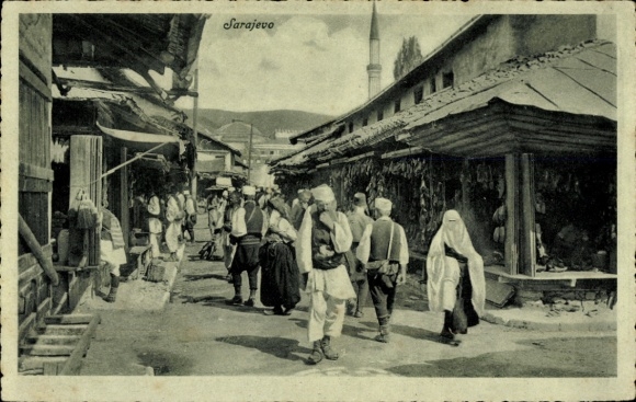 Postcard Sarajevo Bosnia Herzegovina, street scene, residents