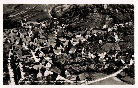 Postcard Cleebronn in Württemberg, Weinert Castle Magenheim, aerial photograph