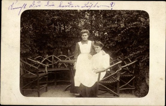 10 alte AK Frauen Portraits, verschiedene Ansichten