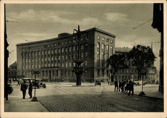 KP Chemnitz Saksonia, Falkeplatz, Deutsche Bank, tory