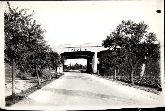 Foto Triptis in Thüringen, Straßenüberführung, Brücke
