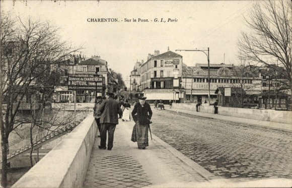Ak Charenton le Pont Val de Marne, Sur le Pont