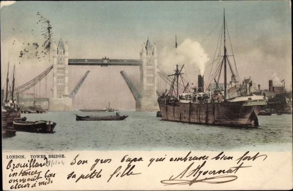KP London City England, Tower Bridge, przejście statku