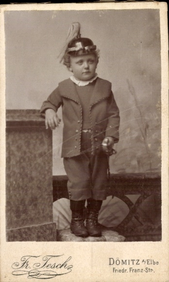Cabinet Photo Dömitz on the Elbe Mecklenburg, boy in uniform, portrait