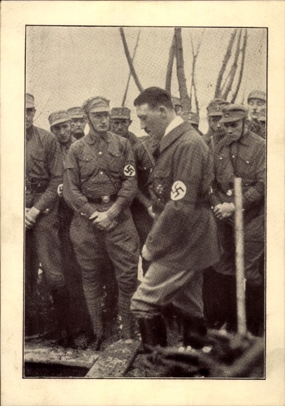 Picture of Führer Adolf Hitler at the grave of an SA man, from the prehistory of the national uprising