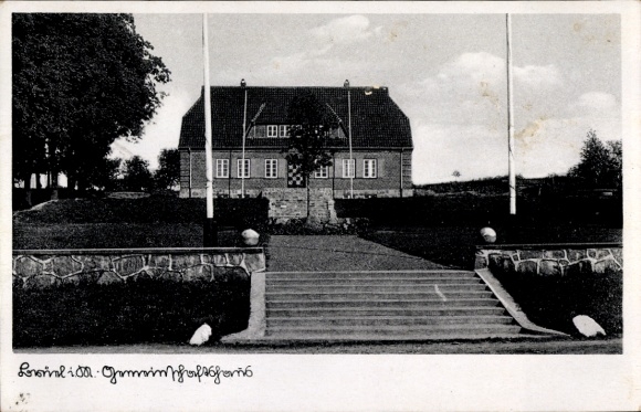 Postcard Dresden Schönfeld Weißig Rossendorf, historical building, staircase, flags falling, ...