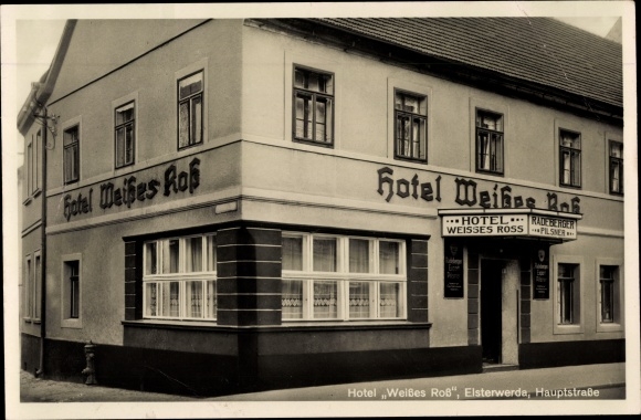 Postcard Elsterwerda in Brandenburg, Hotel Weisses Ross on the main street