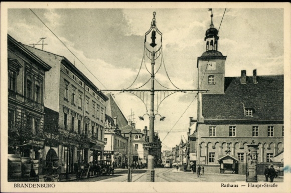Postcard Brandenburg an der Havel, Town Hall, Main Street