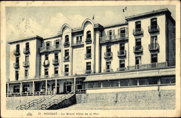 Postcard Morgat Crozon Finistère, The Grand Hotel by the Sea