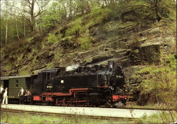 Ak Kipsdorf Altenberg im Erzgebirge, smalspoor, passagierstrein met locomotief 991784