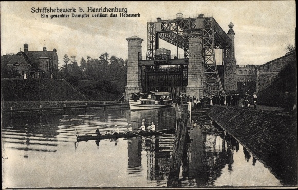 PC Henrichenburg Castrop Rauxel in the Ruhr area, Henrichenburg ship lift, steamer