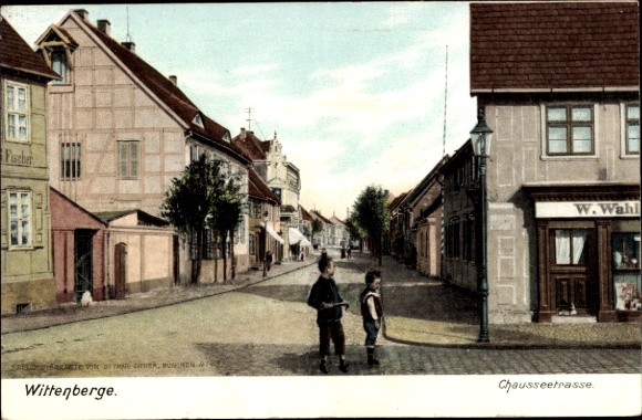 Postcard Wittenberge on the Elbe Prignitz, Chausseestraße, shops
