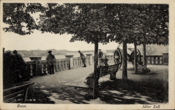 PC Bonn am Rhein, Old Customs, view of the Rhine, trees, people, cannon