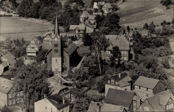 Ak Mellenbach Glasbach Thüringen, Ortszentrum, Kirche