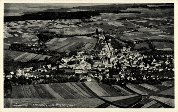 Ak Heidenheim an der Brenz Württemberg, Luftaufnahme von  vielfältige Landschaft,  Gebäude