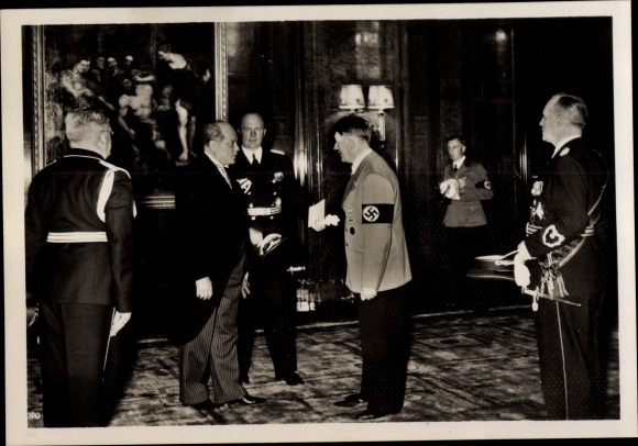 Photo Hoffmann, Hitler welcomes Bulgarian Prime Minister Kjosseiwanoff in Berlin, Ribbentrop