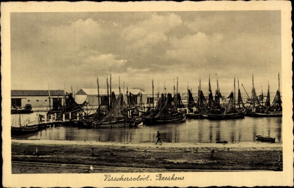 Ak Breskens Sluis Zeeland Niederlande, Hafenansicht, Fischerboote, Visschersvloot, Breskens