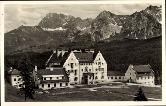 Postcard Krün in Upper Bavaria, Kranzbach Castle, high mountain home,