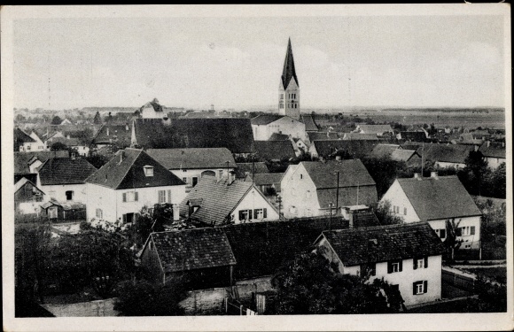 Ak Reichertshofen Mittelneufnach in Schwaben, Blick auf den Ort, Turm, Wohnhäuser
