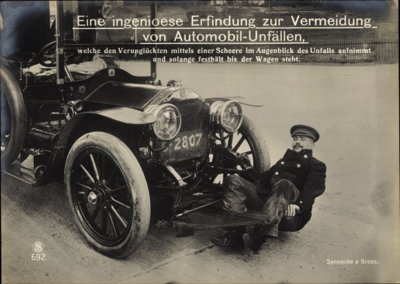 Postcard invention to avoid automobile accidents