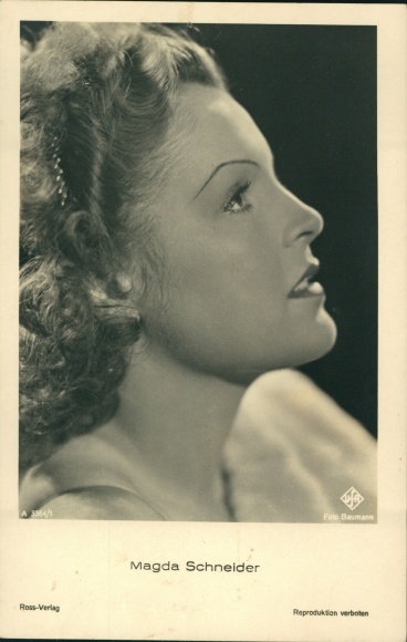 Ak Schauspielerin Magda Schneider, Portrait, Profilansicht