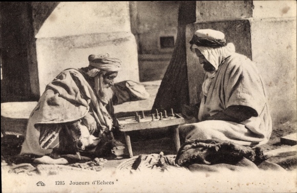 Postcard Joueurs d&#39;Echeces, Chess players, Maghreb