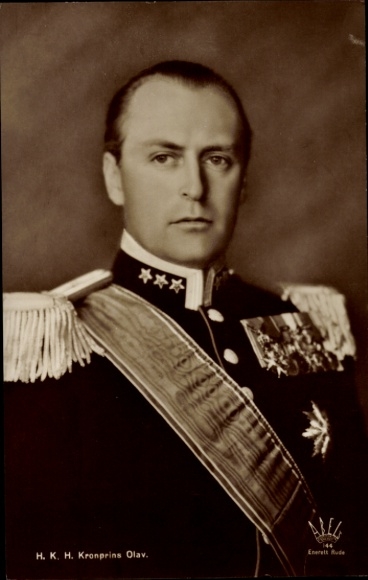 Książę koronny Norwegii Olaf, portret w mundurze