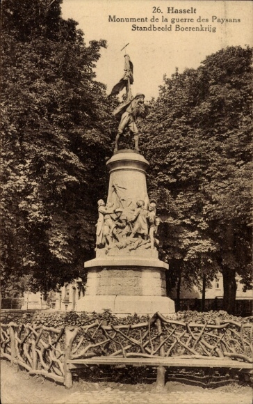 Postcard Hasselt Flanders Limburg, Monument de la guerre des Paysans, Statue, Black and White, Historical