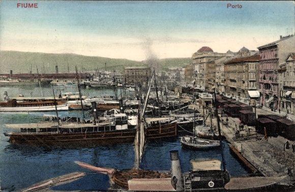 KP Rijeka Fiume Croatia, Port