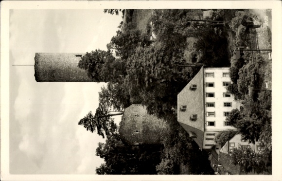Ak Bad Lobenstein in Thüringen, Alter Turm, historische Architektur, umgebende Natur