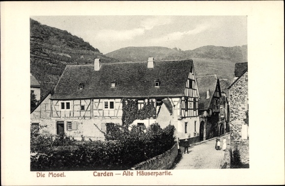 Ak Treis Karden Mosel, alte Häuserpartie, Weinberge