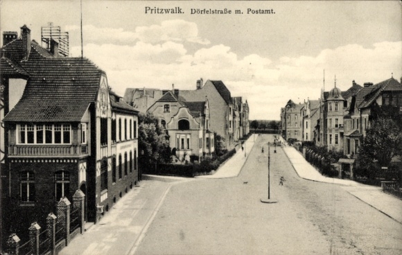 Postcard Pritzwalk in der Prignitz, Dörfelstraße, Postamt