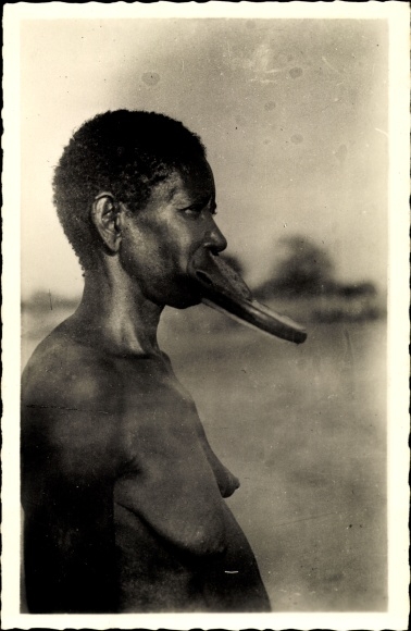 Postcard Kiabe Chad, woman with lip plate