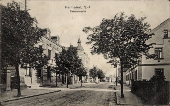 Postcard Hermsdorf in Thuringia, Bahnhofstraße