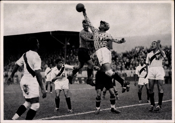 Collection picture Olympia 1936, handball game Peru against Austria