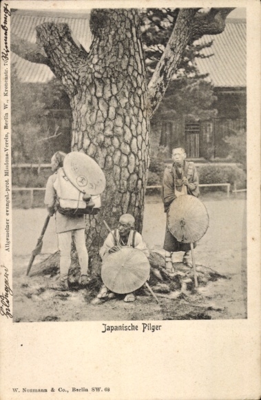 Postcard Japanese pilgrims resting at a tree