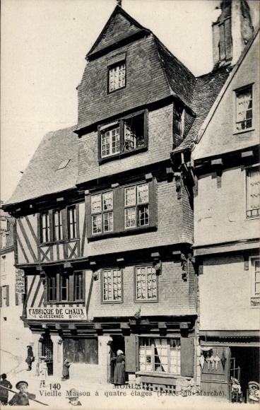 CPA Morlaix Finistère, Vieille Maison à quatre étages, Place du Marché