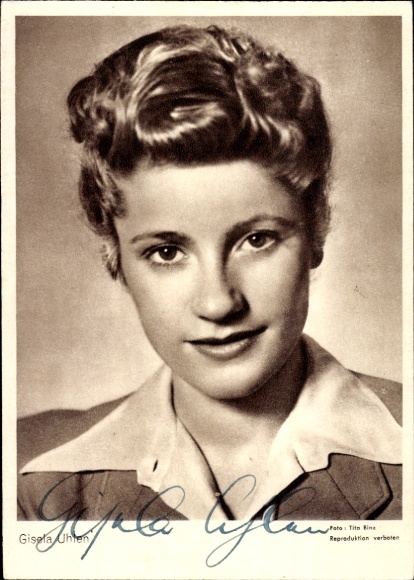 Postcard actress Gisela Uhlen, portrait, autograph
