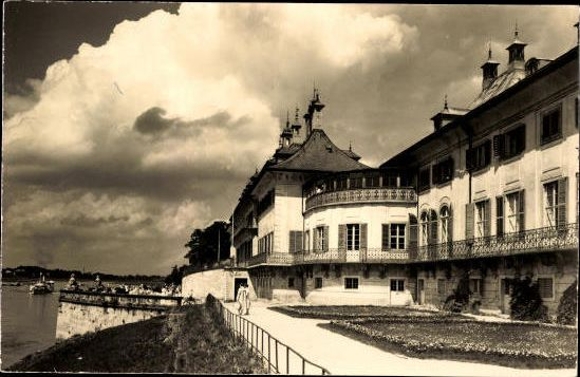 10 old PCs Schloss Pillnitz Dresden, various views