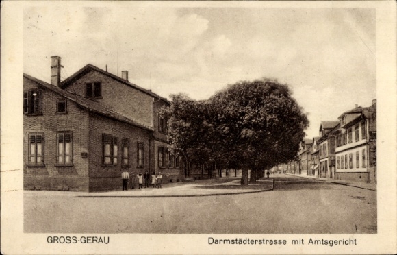 Postcard Groß Gerau in Hesse, Darmstädter Straße with district court