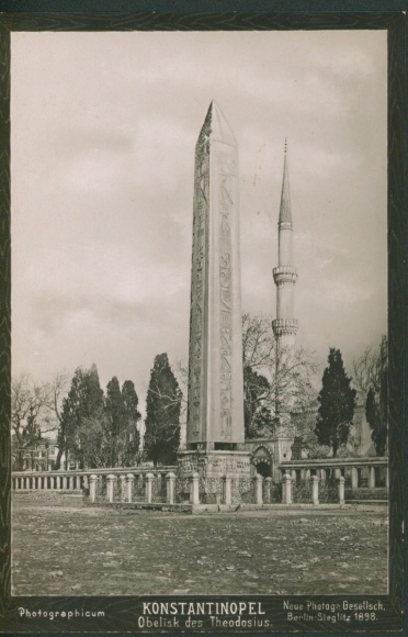 Photo Constantinople Istanbul Türkiye, Obelisk of Theodosius