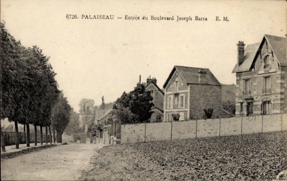 Ak Palaiseau Essonne, Ein Blick auf den Boulevard Joseph Barra mit Häusern, Bäume vorhanden