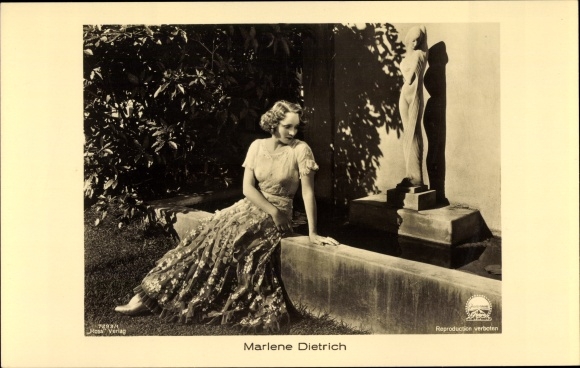 Postcard actress Marlene Dietrich, seated portrait