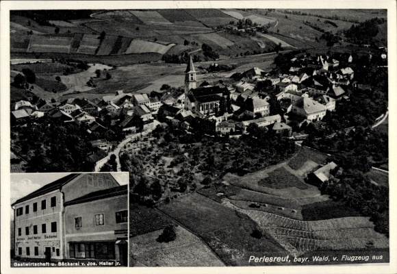 Postcard Perlesreut Lower Bavaria, aerial photograph, restaurant-bakery Jos. Haller jun.
