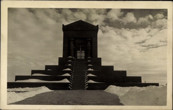 Ak Avala Serbien, Le Monument du Soldat inconnu
